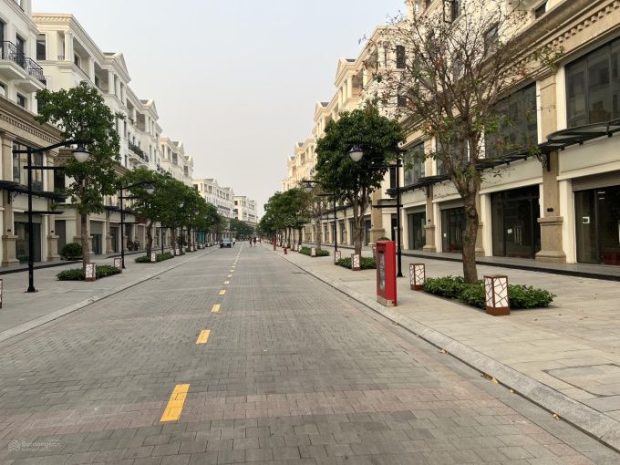 Đường lớn tại Đông Anh