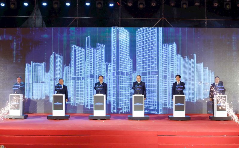 Tiến độ thi công