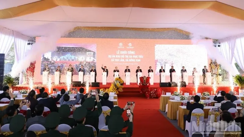 Lễ khởi công và các hoạt động đầu tiên