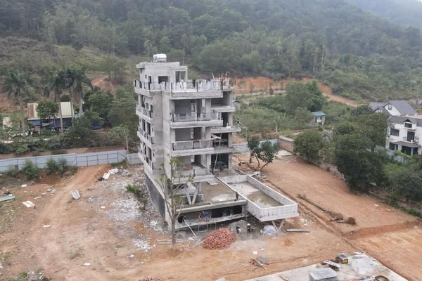 Thiết kế và thủ tục xây dựng