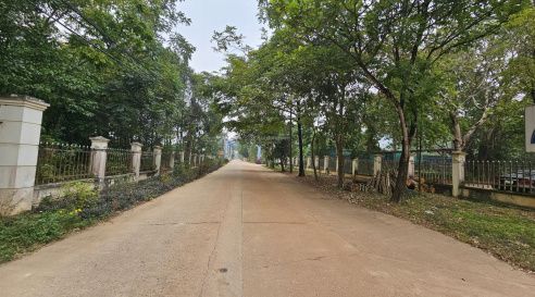 Mẫu nhà liền kề với sân vườn nhỏ