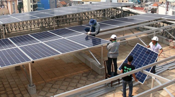 Điện mặt trời quy mô lớn