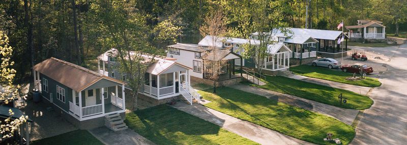 Không gian xanh và mặt nước trong cộng đồng