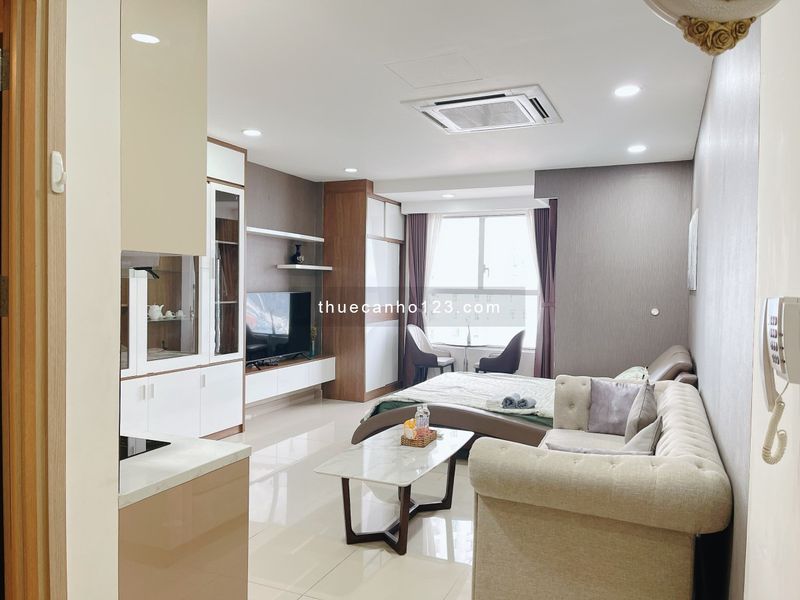 Góc ngủ và tủ lưu trữ - studio 38m²