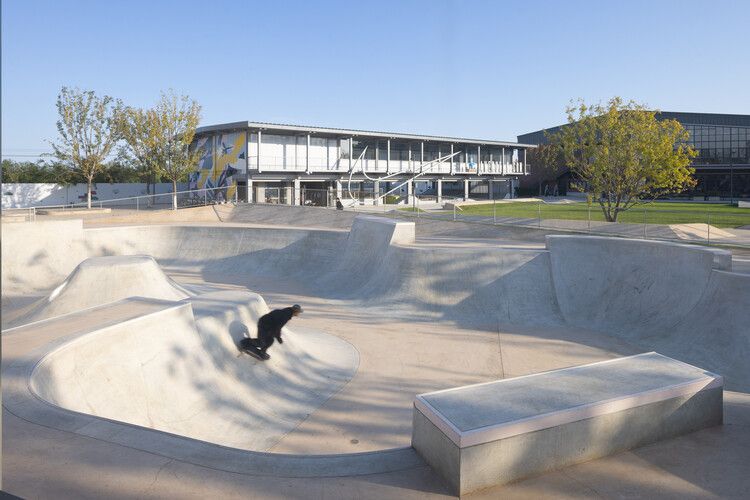 Thiết kế và tiêu chuẩn trang thiết bị skatepark