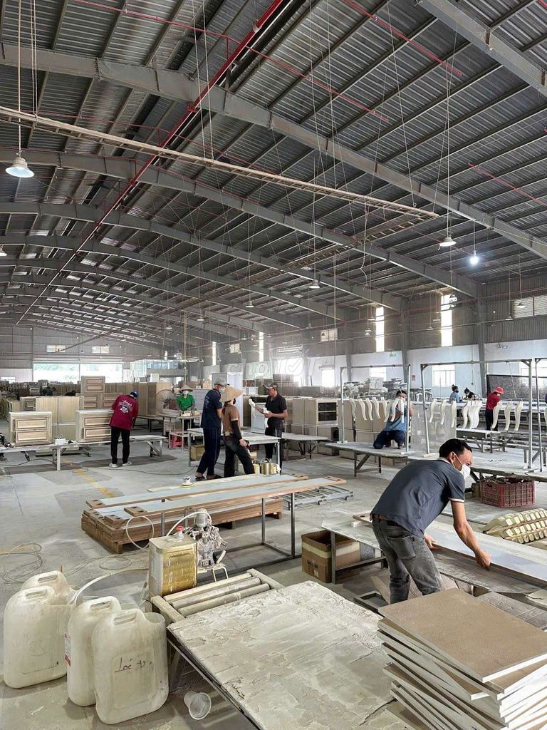 Hình ảnh minh họa kho vận và kệ cao