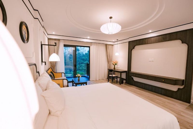 Sân vườn và không gian xanh