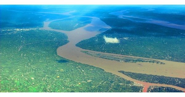 Khai thác nước mặt và ngầm