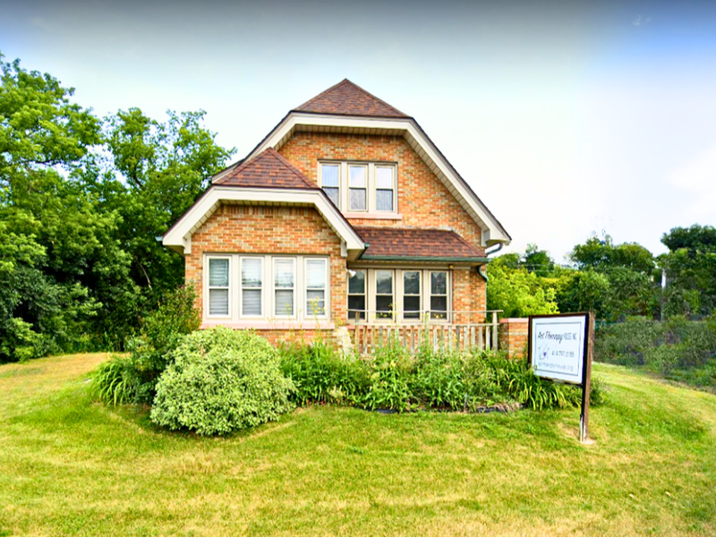 Mẫu thiết kế Townhouse art therapy