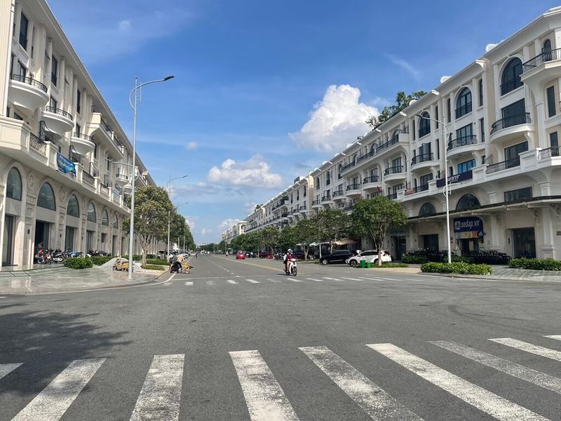 Ảnh vị trí & kết nối