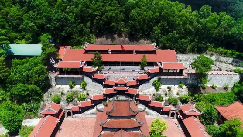 Khu di tích đền Sóc